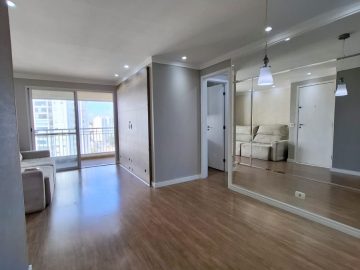 Apto lindssimo e lazer de clube ao lado da Estao Oratrio